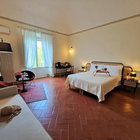 Palazzo Rosselmini Pensjonat *
